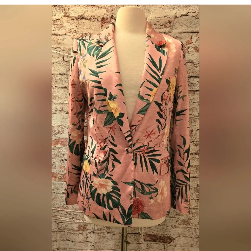 Rachel Zoe Pink and Red Blazer with Tropical Floral Print - Picture 7 of 10